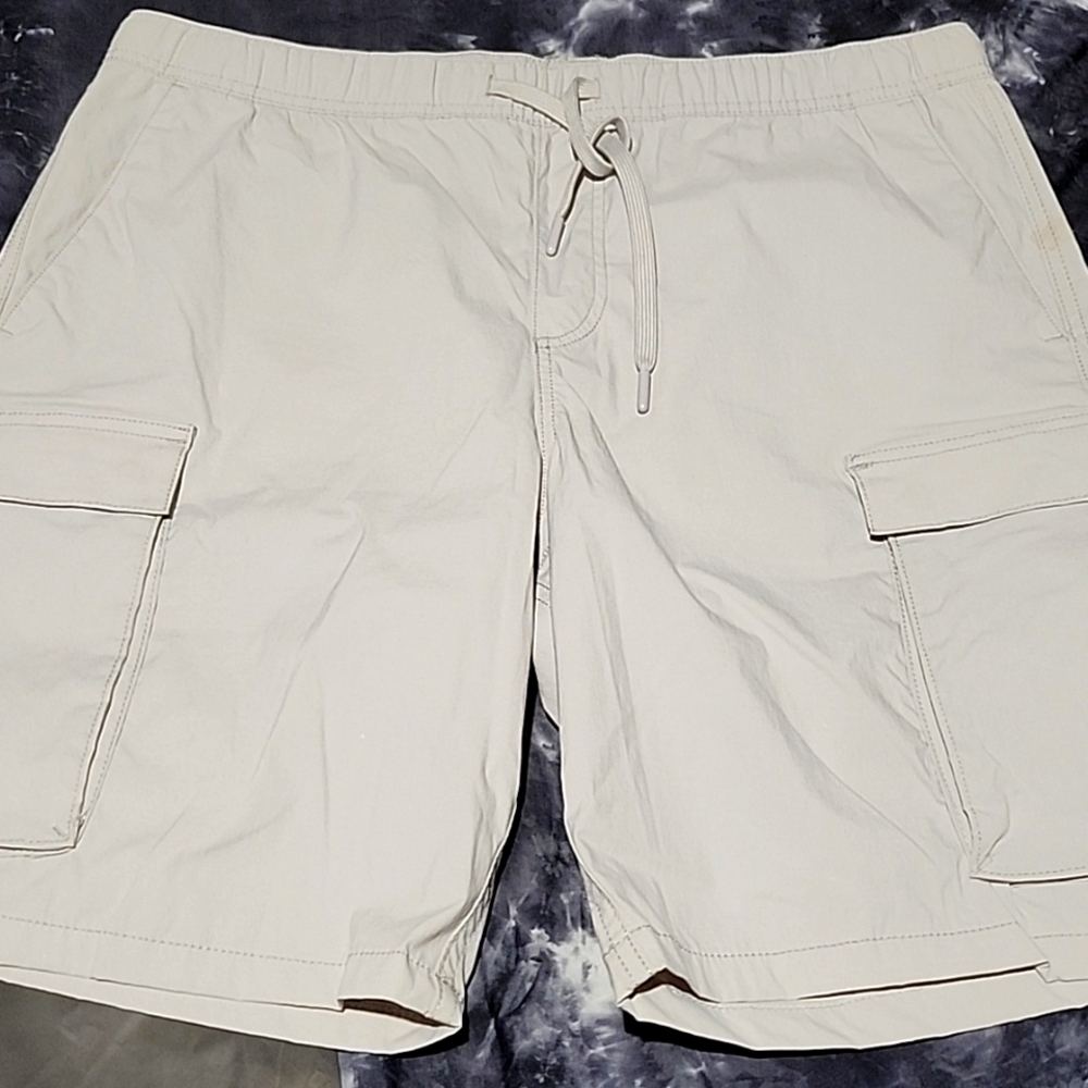 Tan mens short